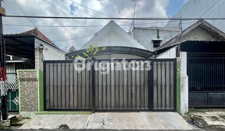 RUMAH RANGKAH TERAWAT, DEKAT RAYA KAPAS KRAMPUNG RUMAH RANGKAH TERAWAT, DEKAT RAYA KAPAS KRAMPUNG