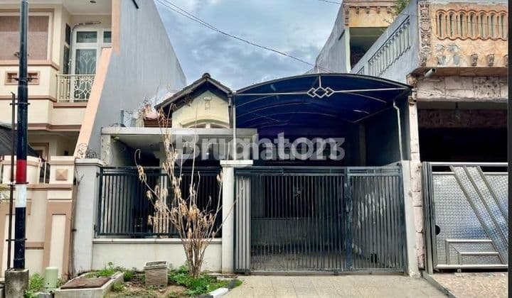 RUMAH ROW JALAN 3 MOBIL, LOKASI PANTAI MENTARI PLOSO KENJERAN SURABAYA, DEKAT DGN GALAXY MALL