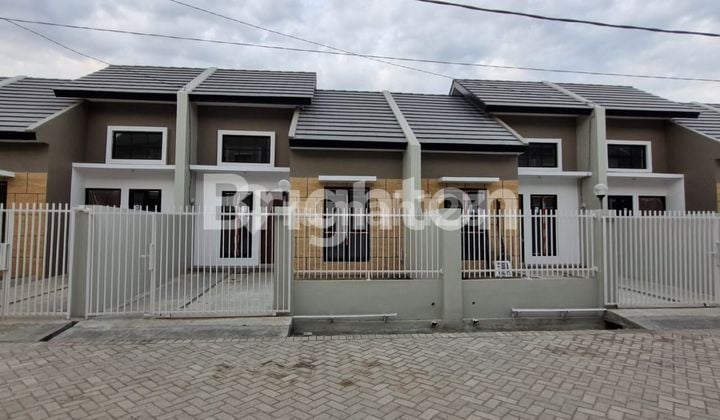 RUMAH MURAH ALANA DEKAT MERR PONDOK CANDRA JUANDA