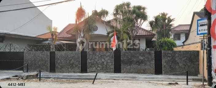 Dijual Rumah Hitung Tanah Harga Menarik Di Pesanggrahan