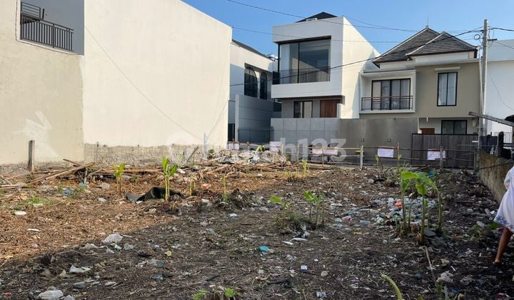 Orange Zone. Freehold Land. 3 are (approximately 3 acres). Bayuh Environment. Villa.