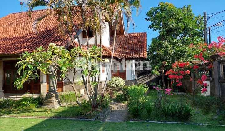 Rumah Mewah Renon Lt880m² 4Kt SHM