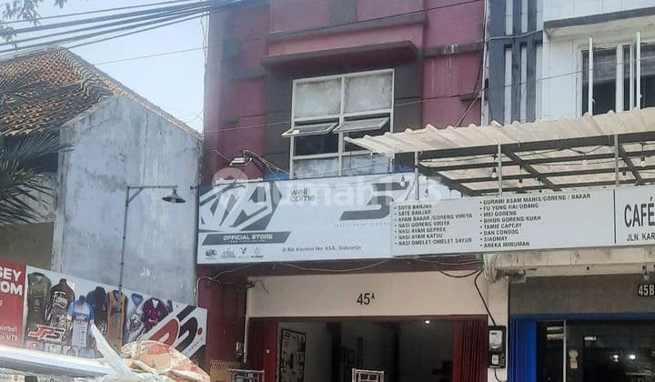 Selling at Lowest Loss: 2-Story Strategic Shop House on Raya Kartini Sidoarjo, Suitable for Office/Course/Workshop (nett: 1.799b)