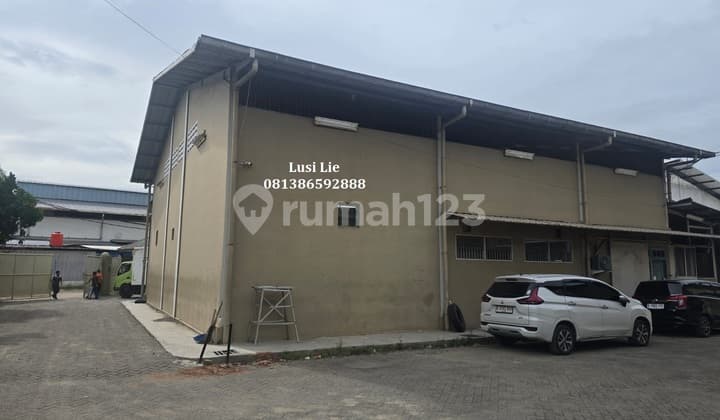 Semanan Industrial Warehouse Near Daan Mogot, Container Access