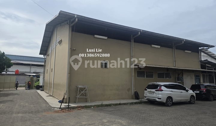 Gudang Industri Semanan Dekat Daan Mogot,Akses Kontainer