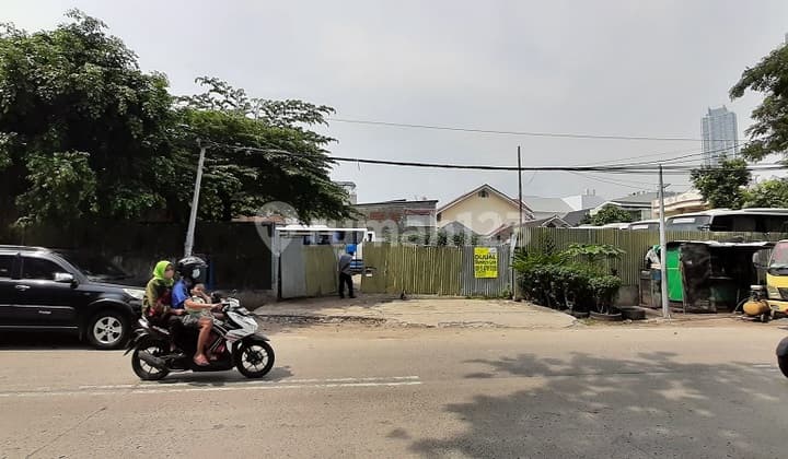 Lahan Hoek Komersial di Rajawali Selatan, Jakarta Pusat
