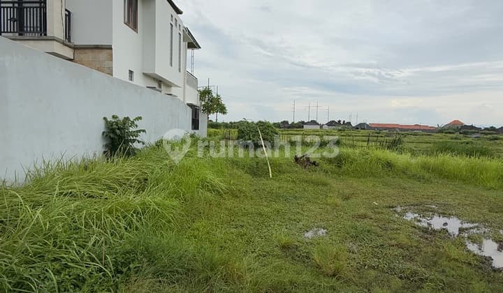 Dijual Tanah Lingkungan Villa di Ketewel