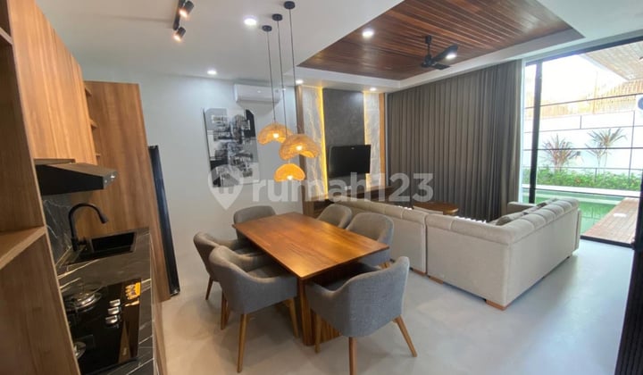 New Luxury Villa in Padonan Near Central Canggu Berawa