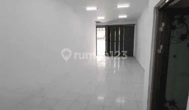 Di Sewakan Ruko 1 Lantai Mainroad Kopo, Cocok untuk Usaha