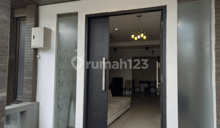 Di Jual Rumah Jl.Dian Molek Komplek Dian Permai, Bandung
