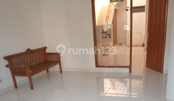 Disewakan Rumah Terawat & Nyaman di komplek Pondok Hijau harga Ekonomis