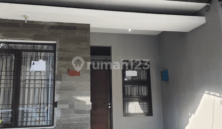 Di Sewakan Rumah Komplek Batununggal, 4 Kamar Tidur, Lingkungan Nyaman