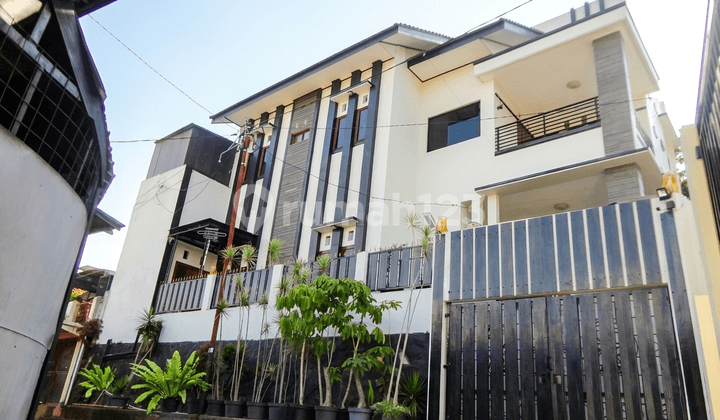 For Sale: Serasa Villa House in Cihideung, Close to Sapulidi Resto & Villa Trinity.