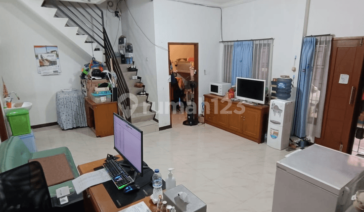 Di Jual Rumah Leuwi Anyar, 2 Lantai, Dekat Terminal Leuwi Panjang