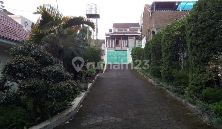 Di Jual Rumah Komplek Cipaku Indah, Luas & Nyaman, Udara Sejuk