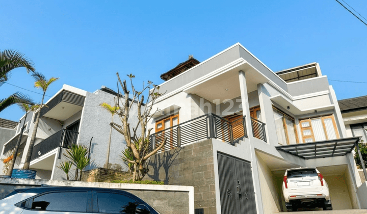 Di Sewakan Rumah Sariwangi, 2 Lantai, Lingkungan Nyaman