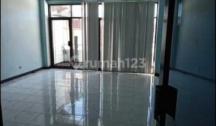 disewakan rukan di area jalan Waspada, Pusat kota Surabaya