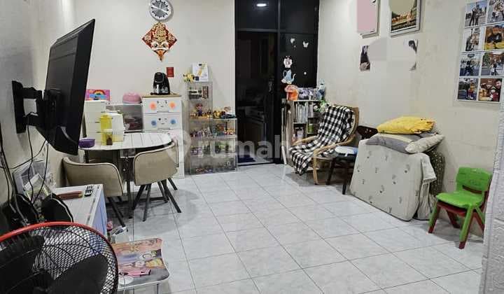 Nice House in Taman Pales Lestari, 2 Floors Fully Built Semi Furnished