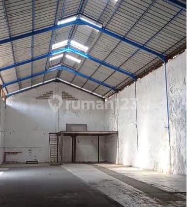Sewa, 2 Gudang, 2.000 M2, Tepi Jalan Raya, Bebas Banjir, Kosambi, Dadap Tangerang,