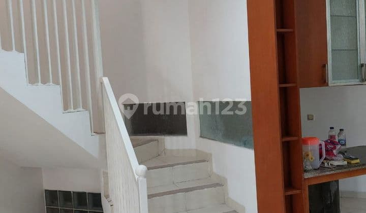 Dijual Segera, Siap Huni, LT 90, KT 4+1, Tingkat 1.5 , Shm, Furnished, Bebas Banjir, Akses Tol -+200, Banjar Wijaya