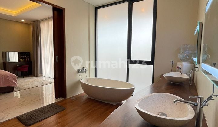 Rumah Minimalis Luxury Design Premium Pulomas