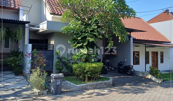 Rumah Minimalis Modern Bale Park Kerobokan Kuta
