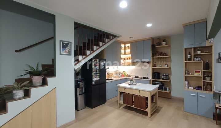 Rare! Hard to Find! Selling a Modern Scandinavian Interior Design House in Kemanggisan Below Market Price!