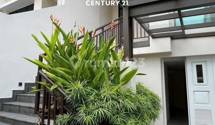 Rumah Cantik 4 Lantai Siap Huni di Jaksel Gb 17945