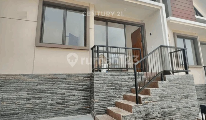 Rumah Brand New 15 Lantai di Sentul Bogor Rn17481 Rumah Brand New 15 Lantai di Sentul Bogor Rn17481