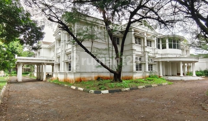 For Sale Land and Building in Kemang, South Jakarta Va17