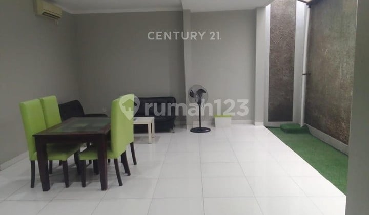 For Rent House in Sector 9 Bintaro Gb17547