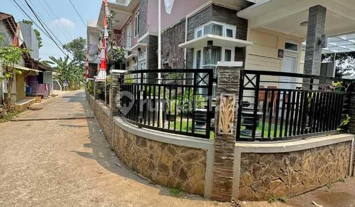 Rumah Hook Kamar 5 Siap Huni Cocok Keluarga Besar Aman Nyaman dan Damai