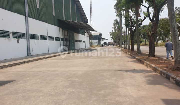 Factory or Warehouse for Sale in Bekasi in Excellent Condition dyt