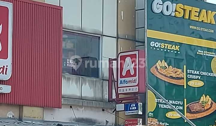 Ruko di Golden Blv Lokasi Strategis Deket Pintu Masuk keluar lisa