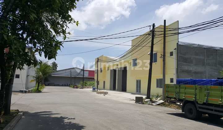 For Sale Warehouse in Jatake Tangerang area for 10 Billion.