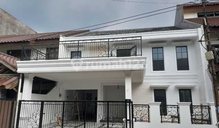 Rumah Bergaya Clasic Siap Huni Dekat Akses Mrt Lebak Bulus Tol 30 Menit
