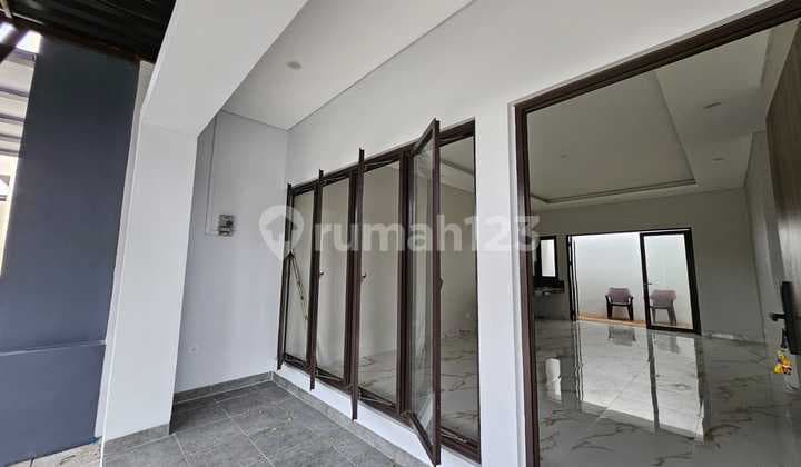 Ready-to-Occupy Single-Story Minimalist House in Rempoa