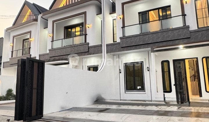 Rumah Siap Huni Mewah di Jln Pepaya Jagakarsa Cilandak Jakarta Selatan