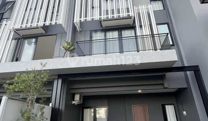 Fresh Project Rumah Mewah Elegan Premium di Jagakarsa Jakarta Selatan
