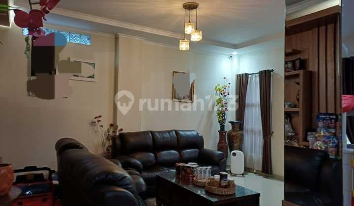 Dijual Rumah Lux di Cluster Exclusif Taman Kopo Katapang