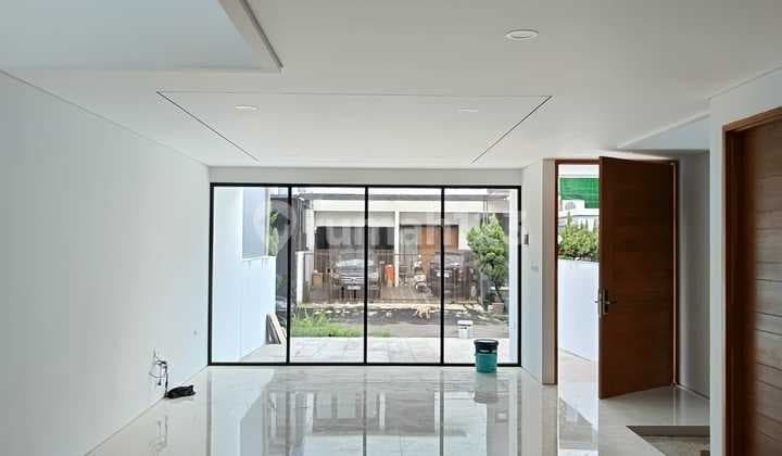 Dijual Rumah Baru Modern Minimalis 2 Lantai di Kopo Mas Regency