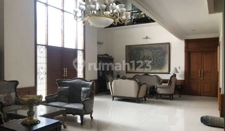 Dijual Rumah Mewah 2 Lantai di Batununggal Bandung