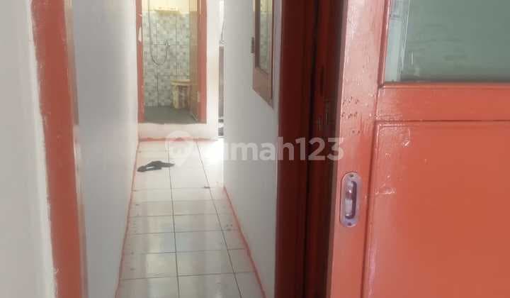 Disewakan Rumah Imut Depan Taman Di Margahayu Raya