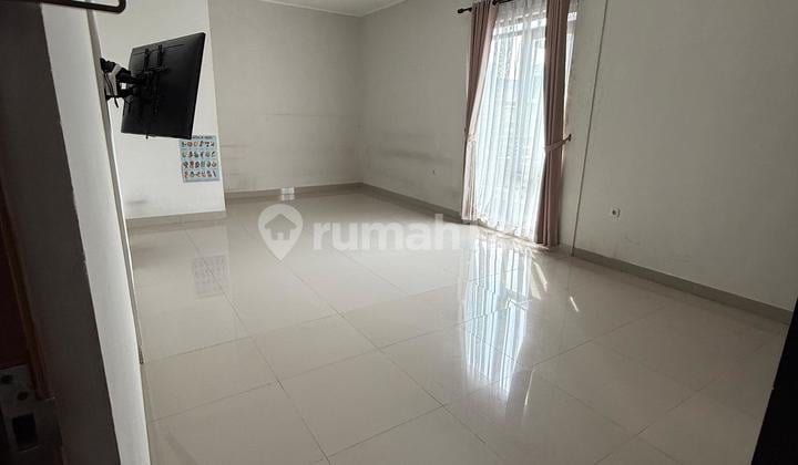 Disewakan Rumah Minimalis 2 Lantai di Cluster Buah Batu