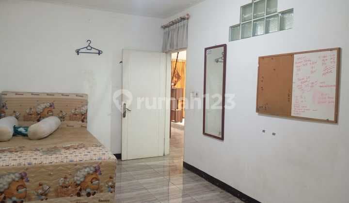 Disewakan Rumah Hoek 2 Lantai Fullfurnish di Antapani