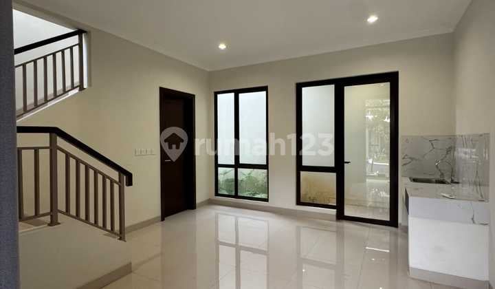 Rumah 2 Lantai Dalam Cluster di Podomoro Park Bandung