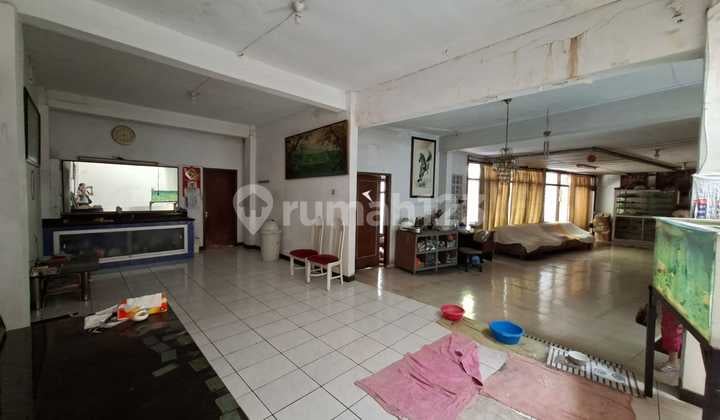 Dijual Rumah Siap Huni Lokasi Strategis di Gatot Subroto Bandung