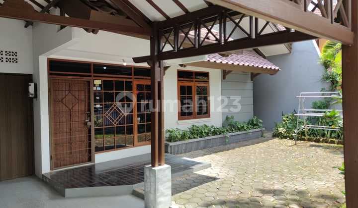 Rumah Semi Furnished Siap Huni di Batununggal Bandung