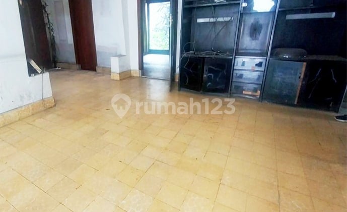 Dijual Rumah Siap Pakai di Mainroad Pusat Kota Sayap Asia Afrika