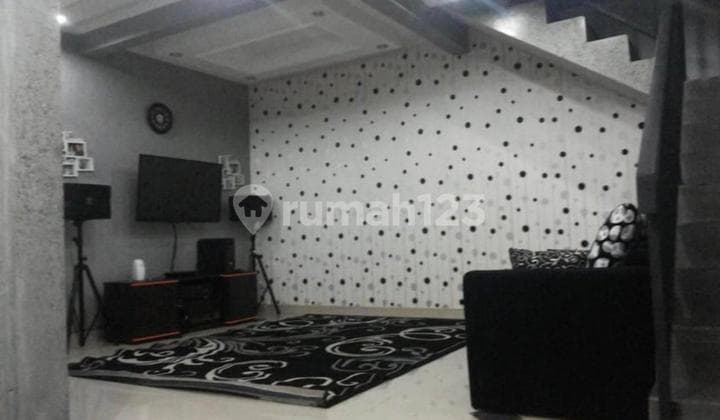 Dijual Rumah Siap Huni di Komplek Mulyagolf Residence Cisaranten Wetan